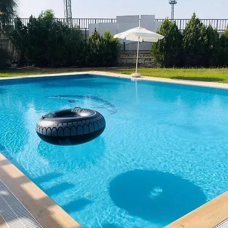 Fun&sun Luxury River With Amazing Landscape Villa