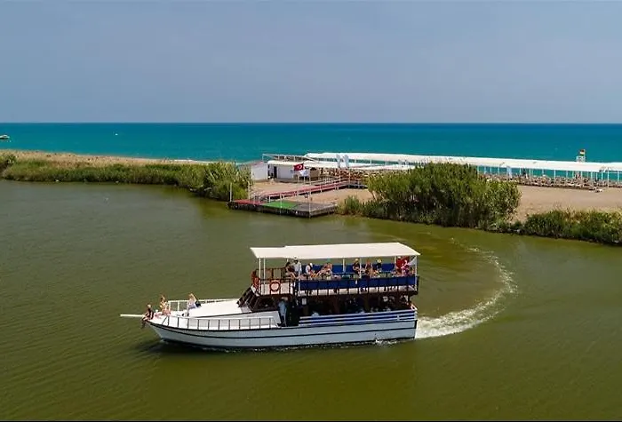 Fun&sun Luxury River With Amazing Landscape Villa